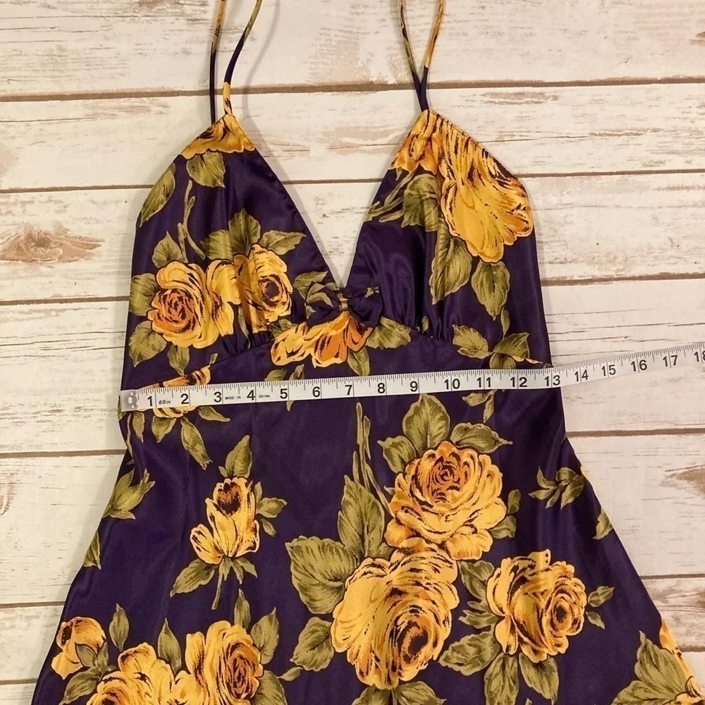 Linda vintage purple